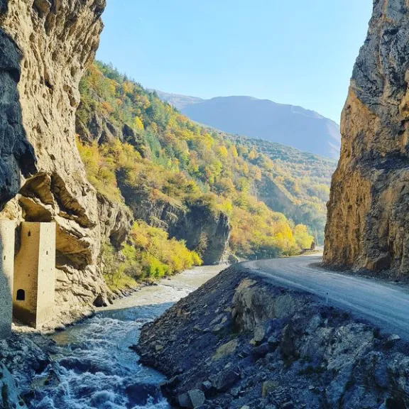 Фотография 1 - Экскурсия в Аргунское ущелье